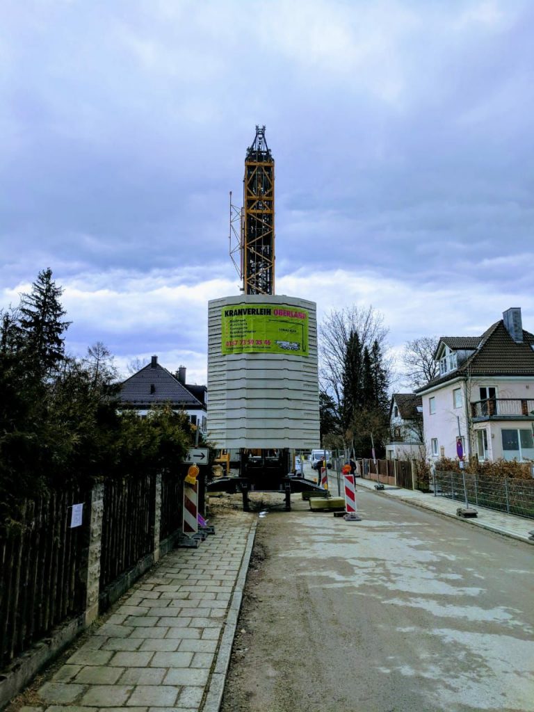 Liebherr 81 K.1 in München