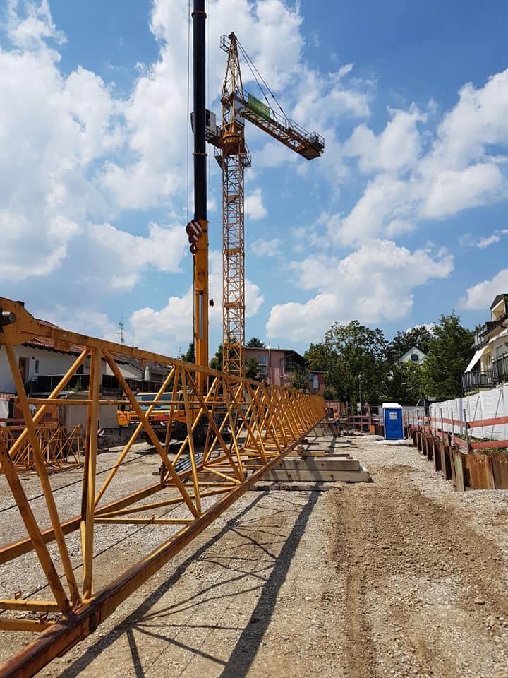 Kranmontage in München Trudering