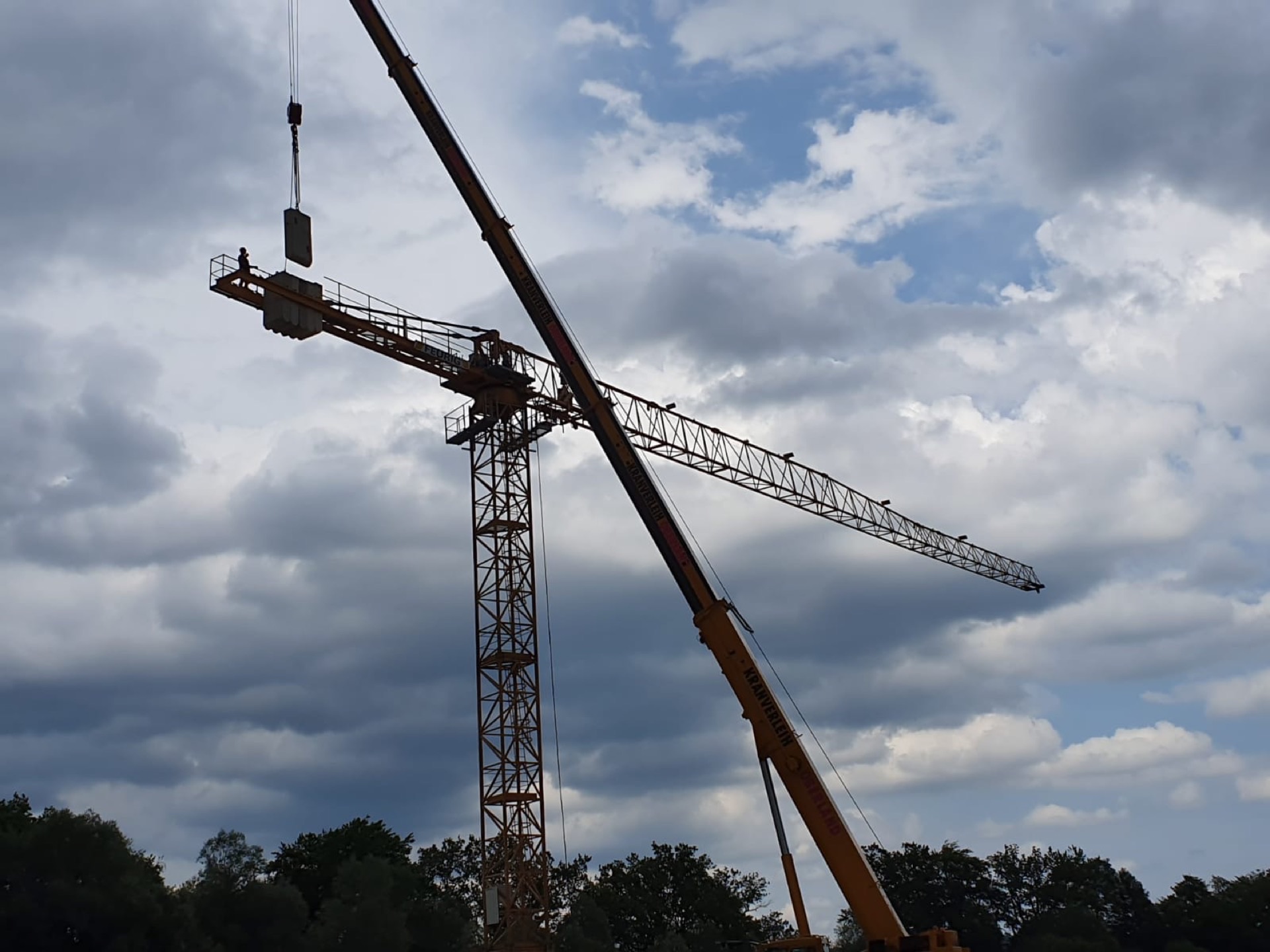 Liebherr 110 EC-B 6 FR.tronic